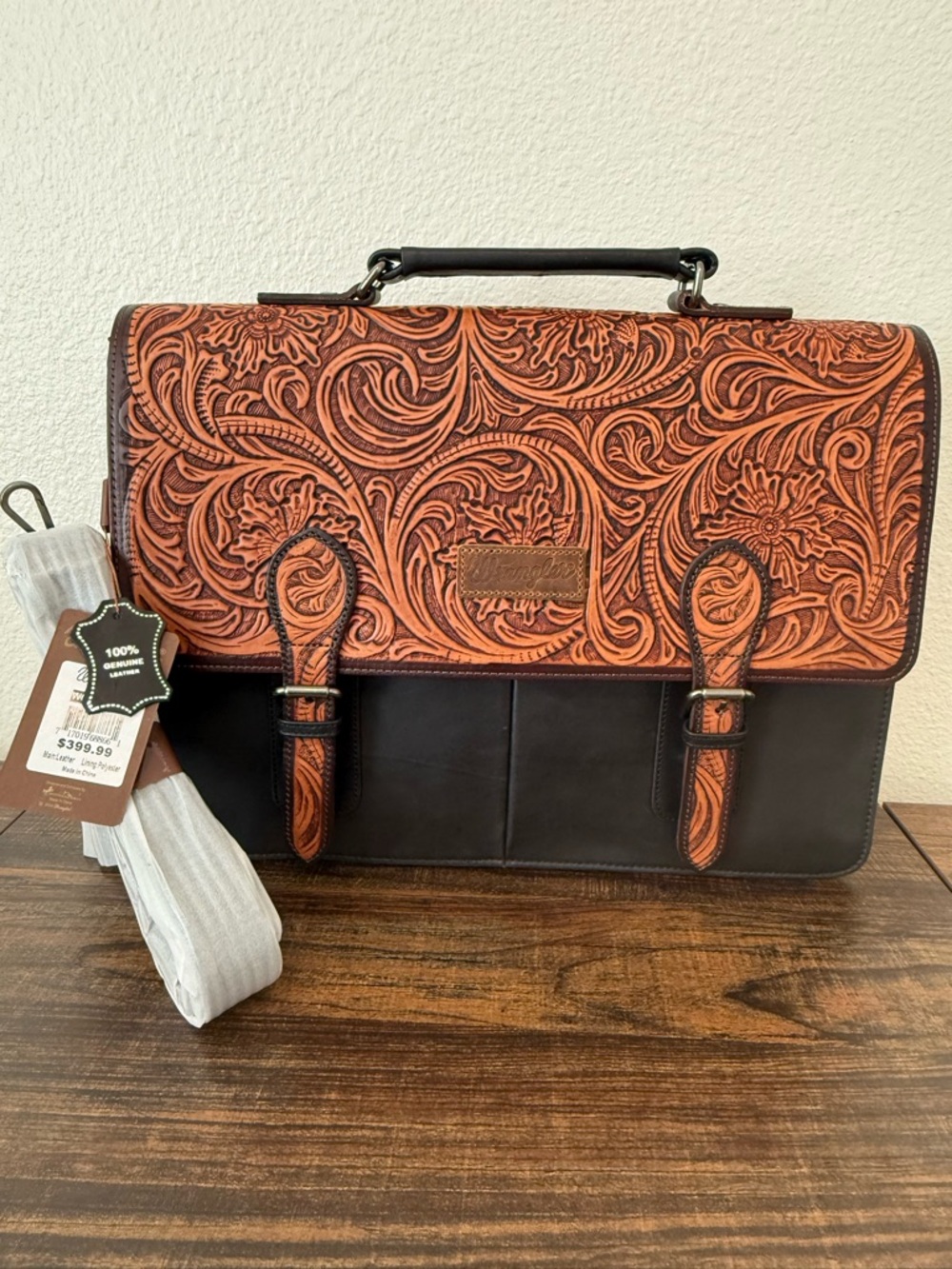 Wrangler Genuine Leather Tooled Messenger/Travel/Business Bag *NEW Packa…